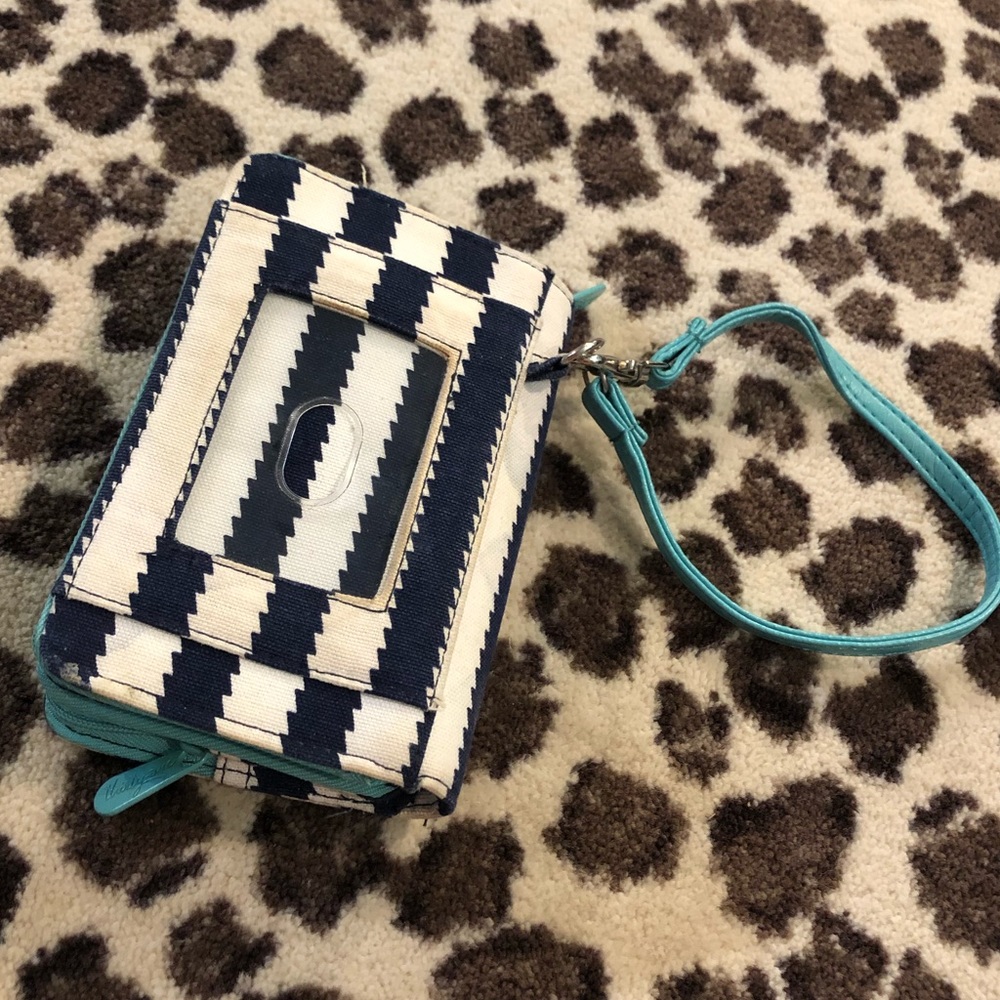 31 Wallet - Picture 2 of 2